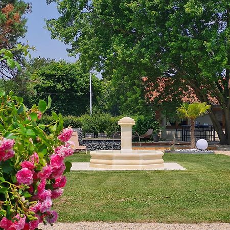 Вілла Domaine Du Cuiset - Gite Du Four A Pain Saint-Andre-sur-Vieux-Jonc Екстер'єр фото