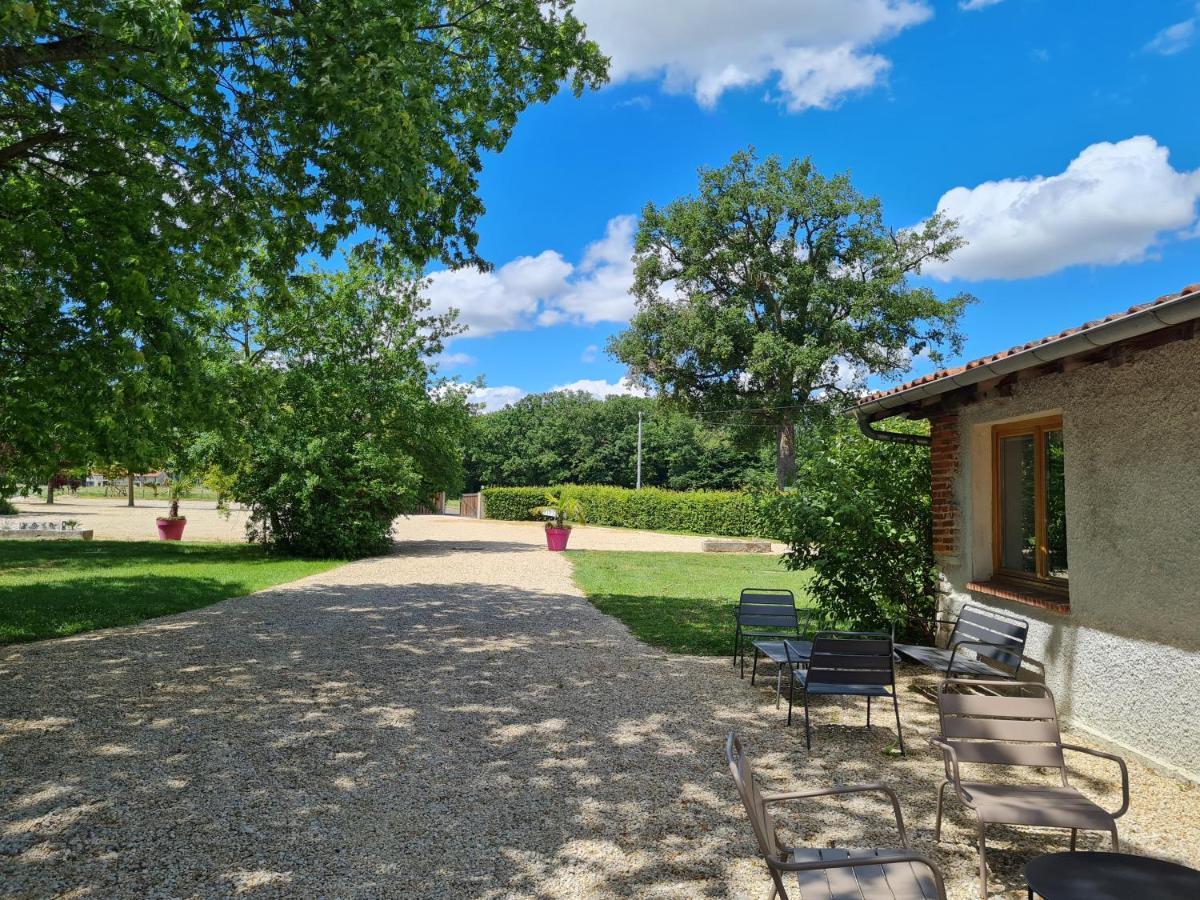 Вілла Domaine Du Cuiset - Gite Du Four A Pain Saint-Andre-sur-Vieux-Jonc Екстер'єр фото