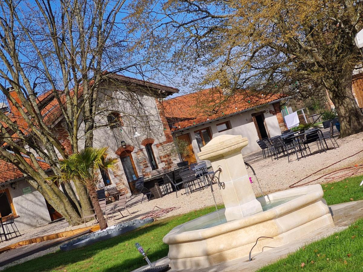 Вілла Domaine Du Cuiset - Gite Du Four A Pain Saint-Andre-sur-Vieux-Jonc Екстер'єр фото
